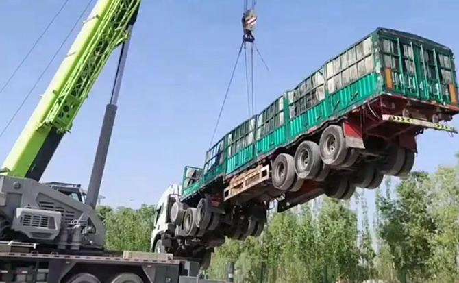 都安道路脱困救援案例